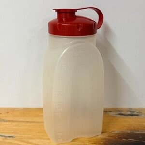 Vintage Rubbermaid 1 Quart Drink Bottle 32oz Container Pitcher W/Red Lid